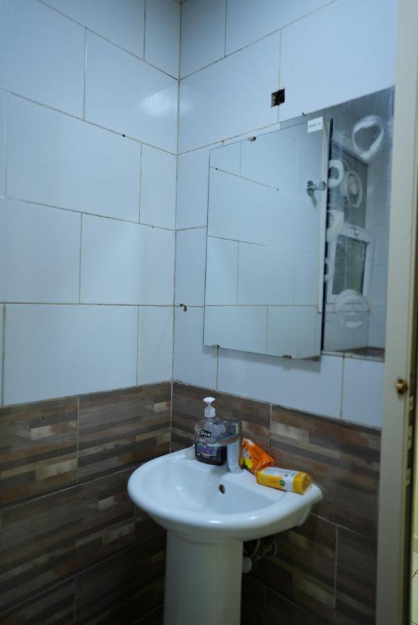 Topstay Boys & Furnished Holiday Хостел