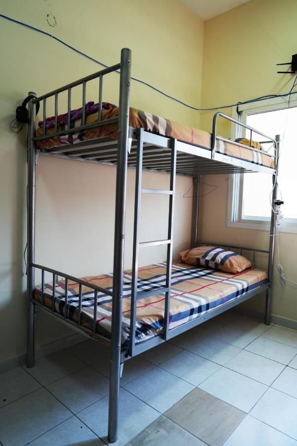 Topstay Boys & Furnished Holiday * Дубай