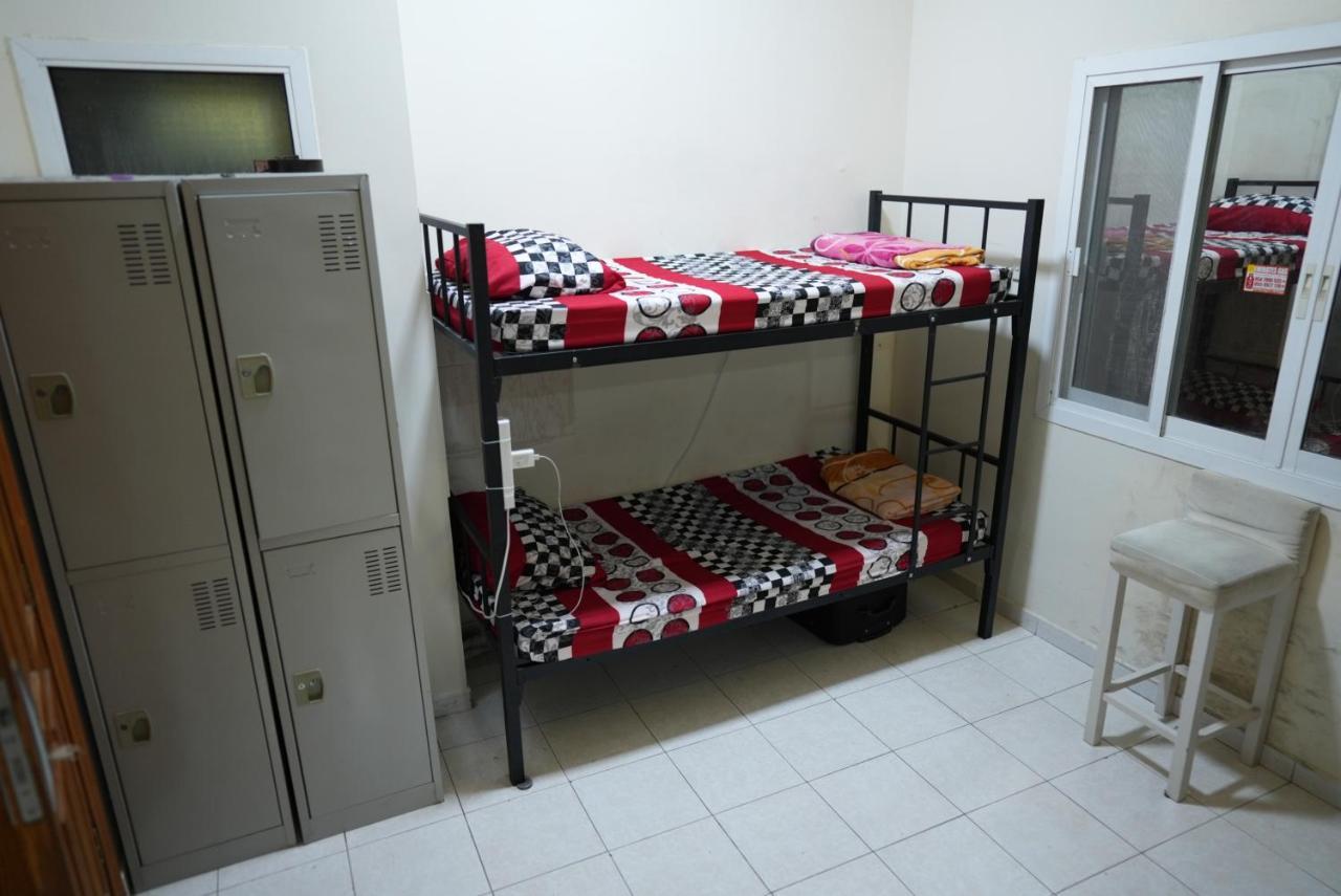 Topstay Boys & Furnished Holiday Хостел *